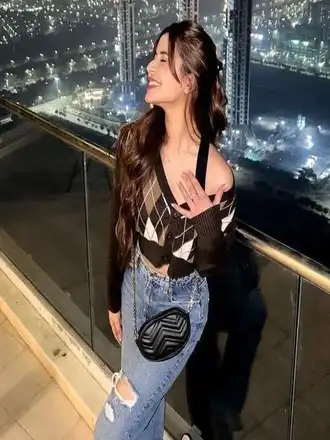 Sonika 22 year independent escort in ajmer 